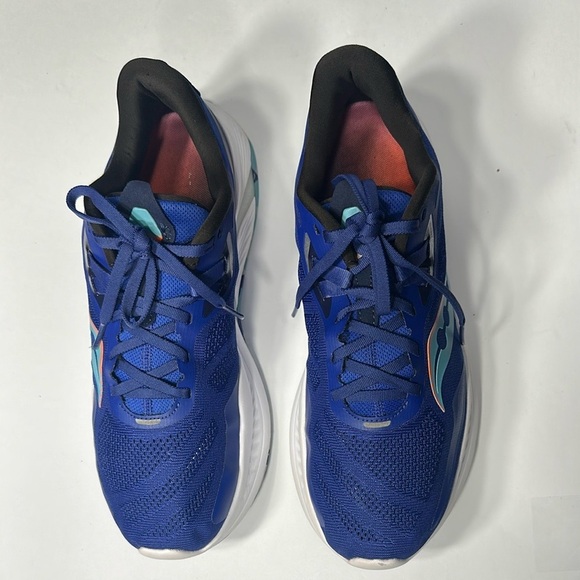 Blue Athletic Running Shoes saucony size 11 pre owned Exellent conditions